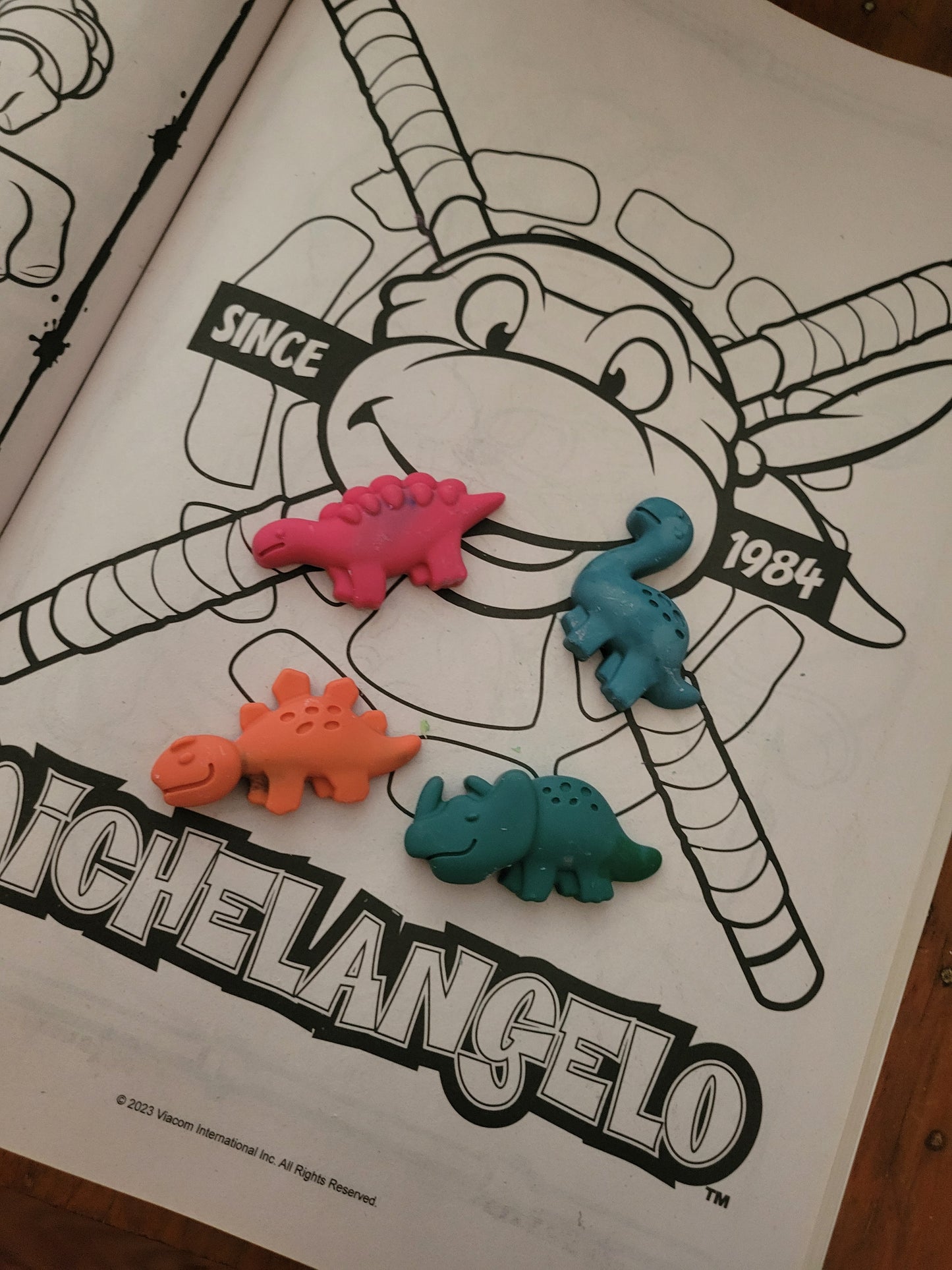 Daydreamer Coloring Crayons